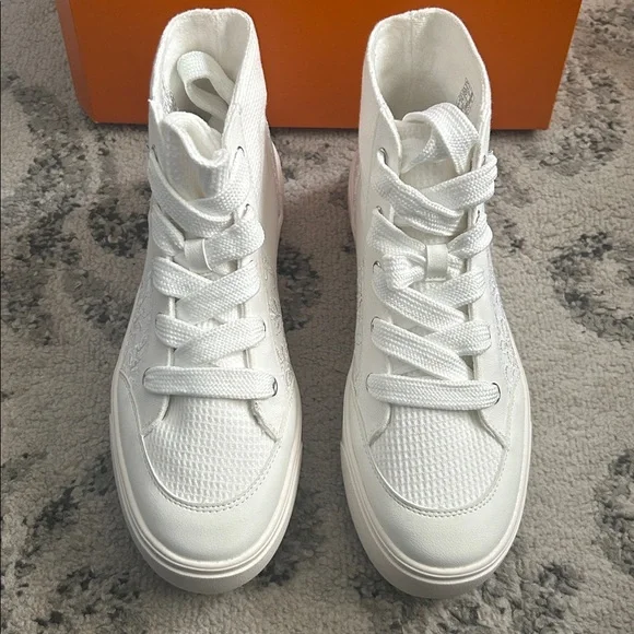 Rocket Dog Ivory Lace High-Tops - Picture 2 of 6